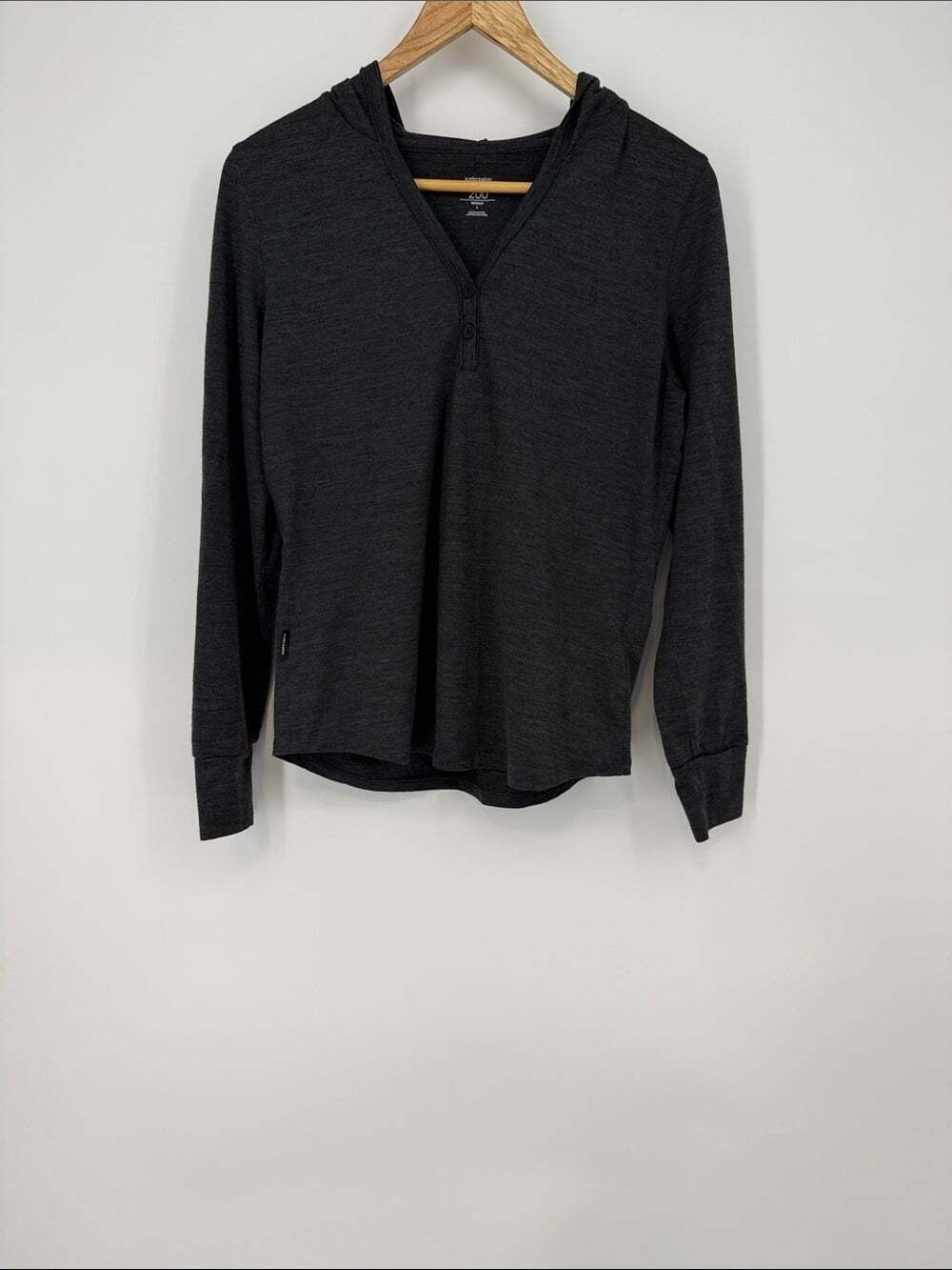Icebreaker Charcoal Gray Superfine Merino 200 Women's Top Size Large